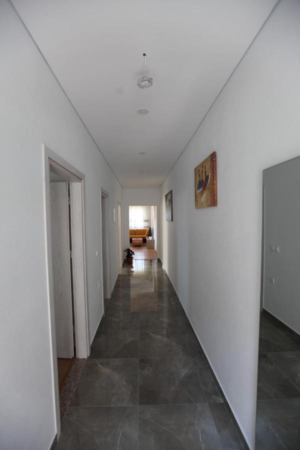 Mane Apartments Sarandë Exteriér fotografie