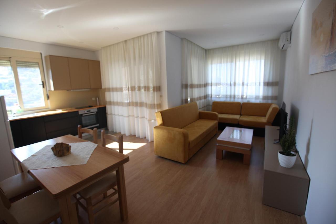 Mane Apartments Sarandë Exteriér fotografie