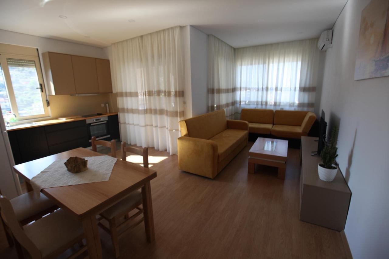 Mane Apartments Sarandë Exteriér fotografie