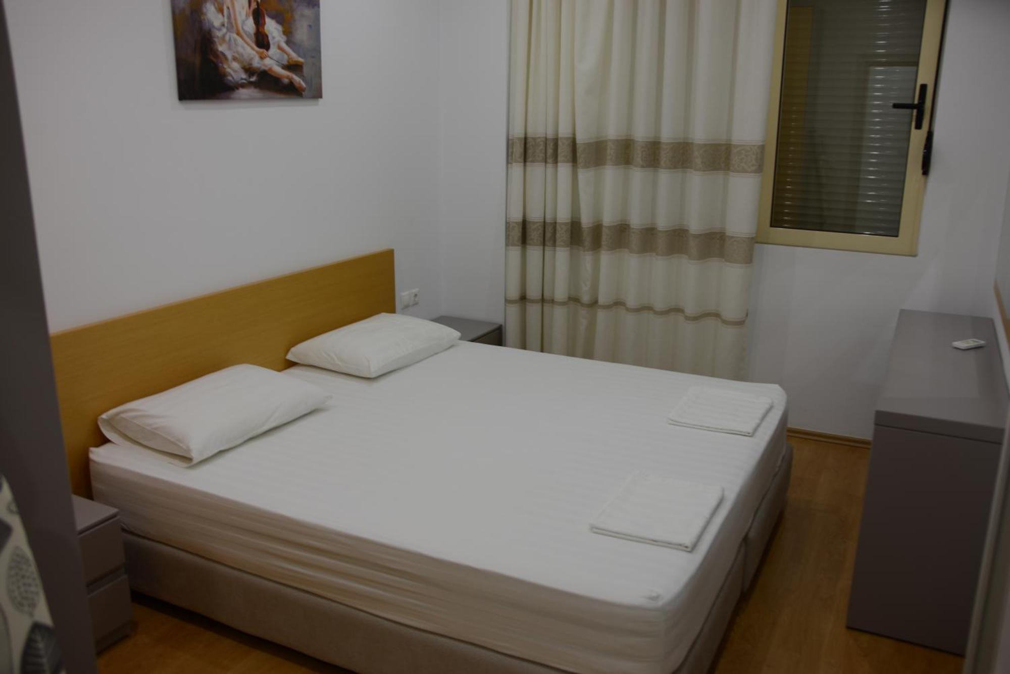 Mane Apartments Sarandë Exteriér fotografie